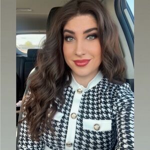 Meet your Posher, Summer